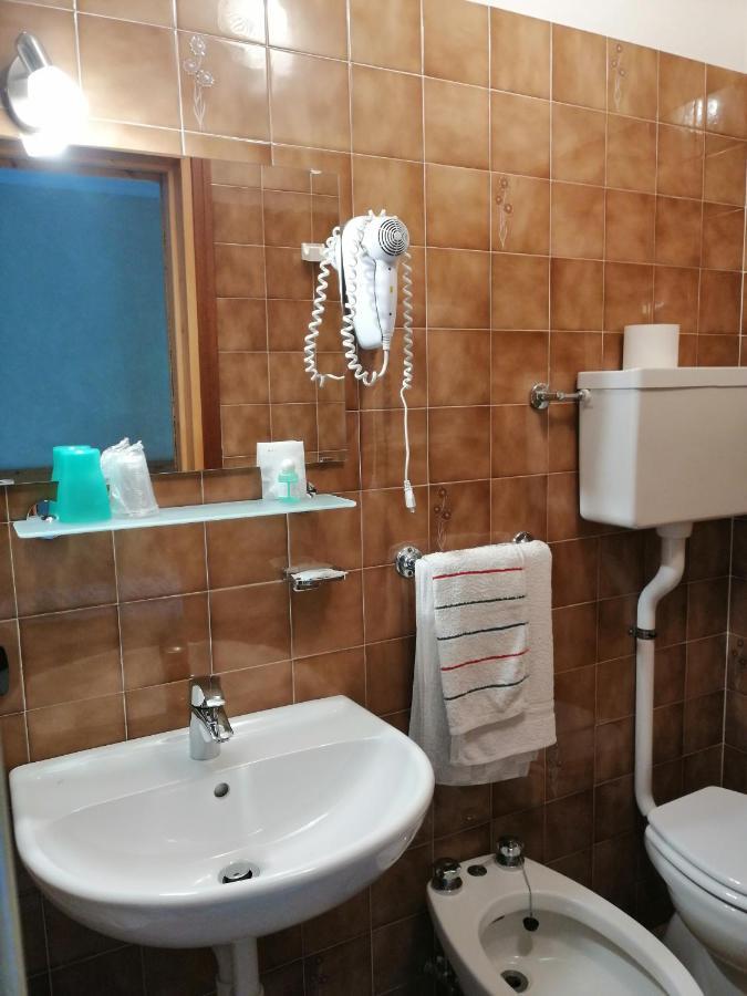 Hotel Zebrù Valfurva Extérieur photo